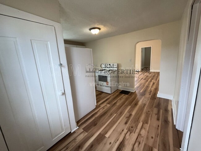 Building Photo - 1530 S Union St