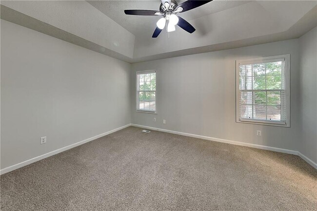 Building Photo - 123 Burton Dr