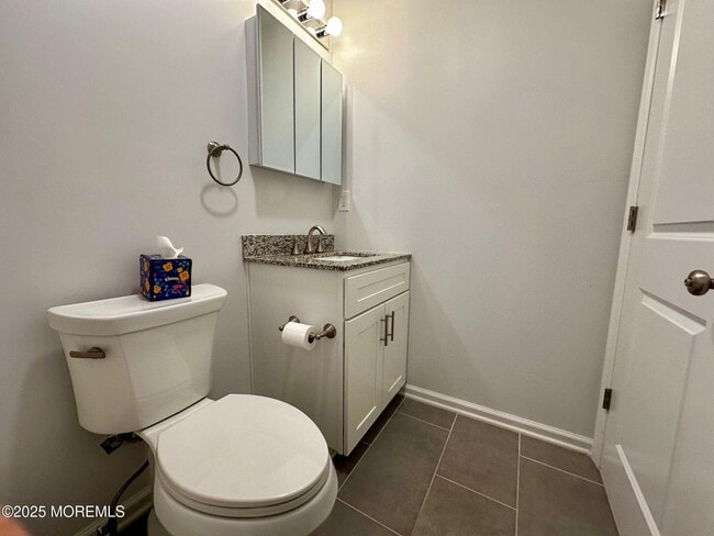 Building Photo - 373 Yorkshire Pl