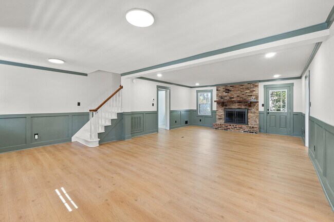 Building Photo - 315 Rabun Valley Ln