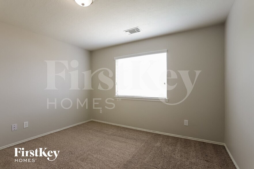 Building Photo - 1511 Oxberg Trail