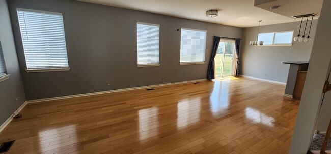 Building Photo - 183 Norwell Ln