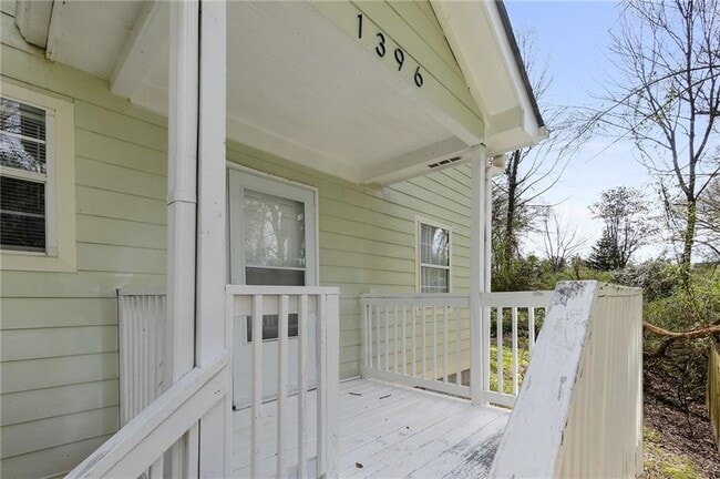 Building Photo - 1396 Kennesaw Dr NW