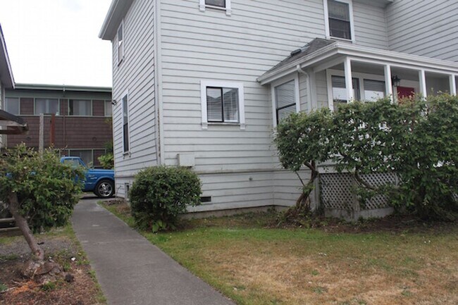 Building Photo - 1303 I St