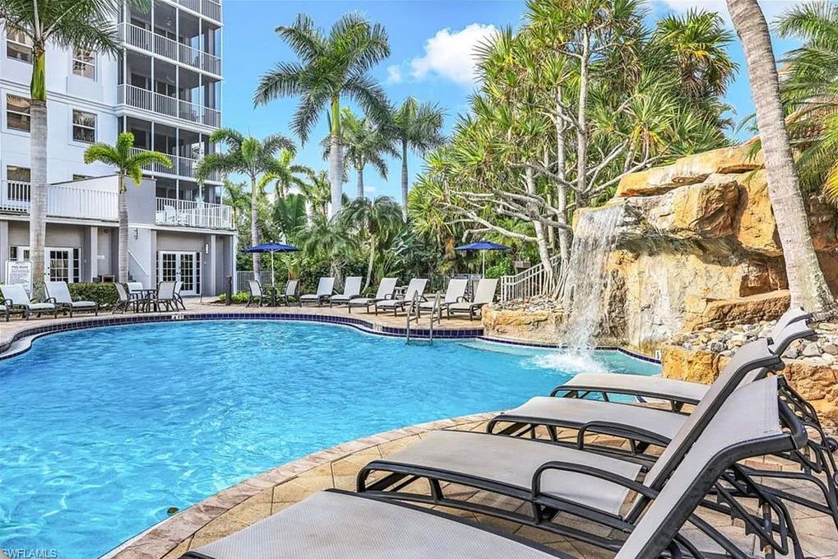 Building Photo - 400 Flagship Dr