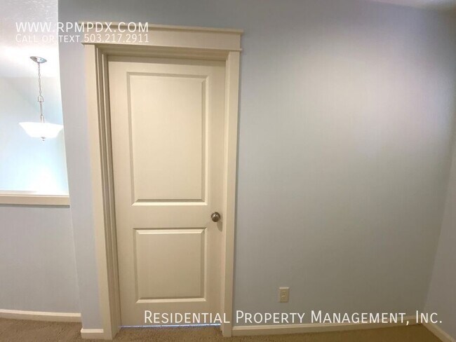 Building Photo - 9219 NW Harvest Hill Dr