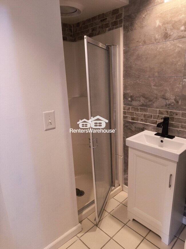 Building Photo - 5112 Millpond Pl