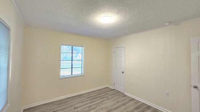 Building Photo - WRIGHTSVILLE AVENUE - 4 Bedroom - Minutes ...