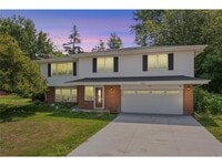 Building Photo - 5867 Central Ave NE