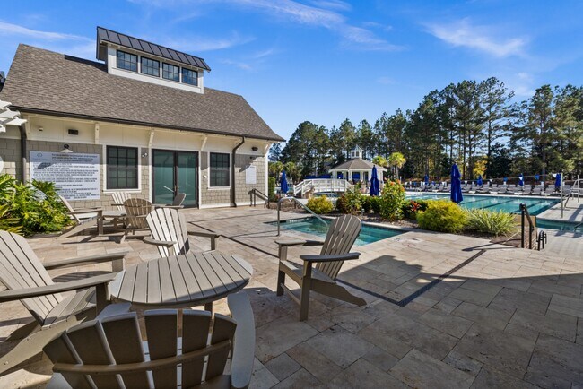 Building Photo - 119 Holloway Hl