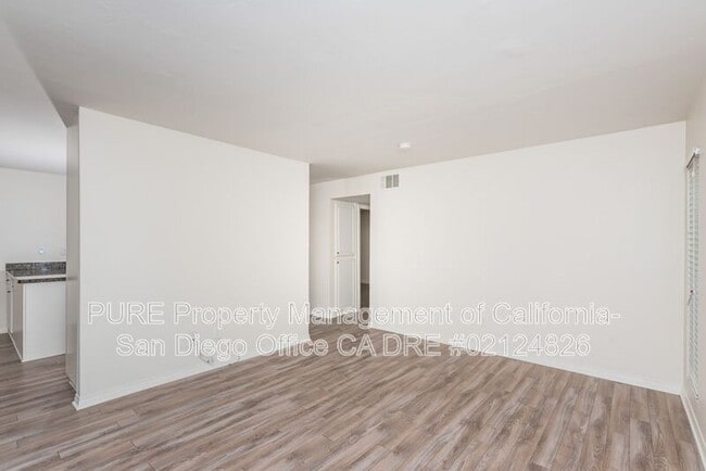 Building Photo - 17129 W Bernardo Dr