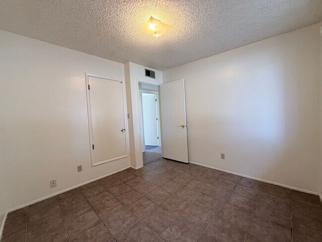 Building Photo - 3BR/2BA/2CP 1,245 sq.ft. rental in Huachuca City, AZ