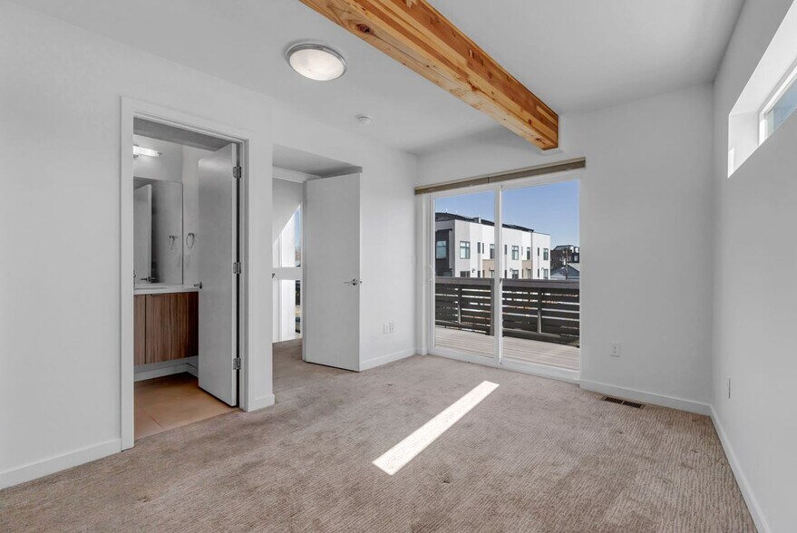 Building Photo - 1239 Tennyson St