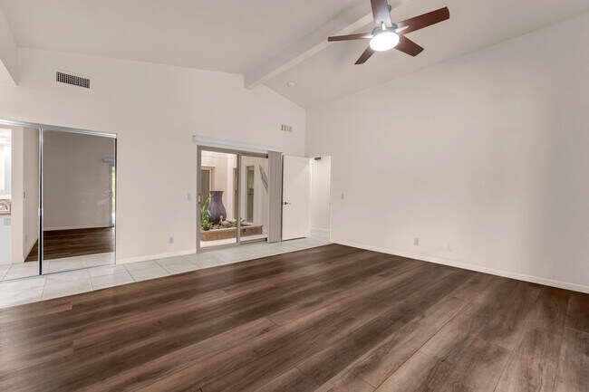 Building Photo - 74558 Monteverde Way
