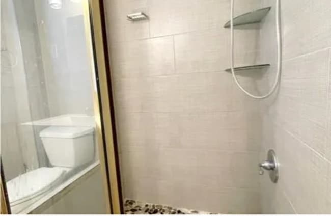 Building Photo - 413 W Porter St