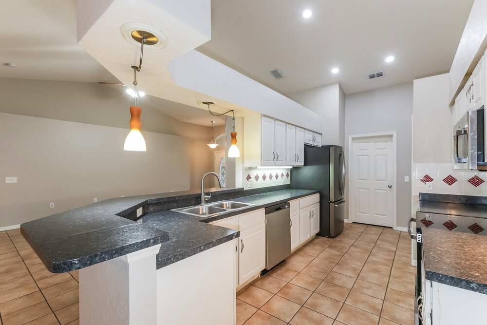 Building Photo - 2607 Pine Valley Dr