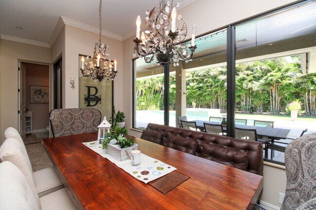 Building Photo - ** THE MOORINGS ** SINGLE FAMILY HOME 3 PL...