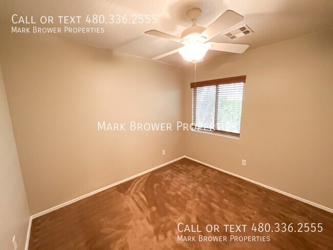 Building Photo - 22264 W Antelope Trail