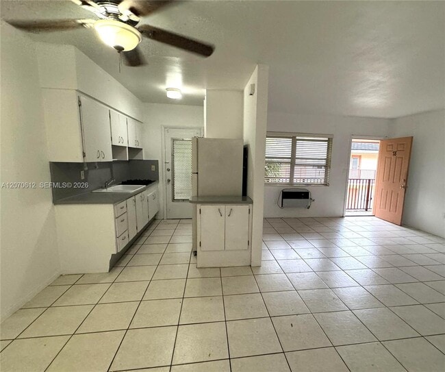 Building Photo - 1250 S Alhambra Cir