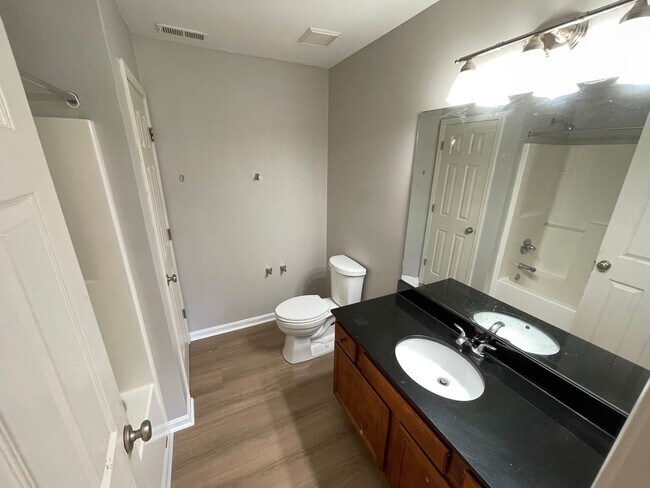 Building Photo - 10704 Copper Ridge Dr