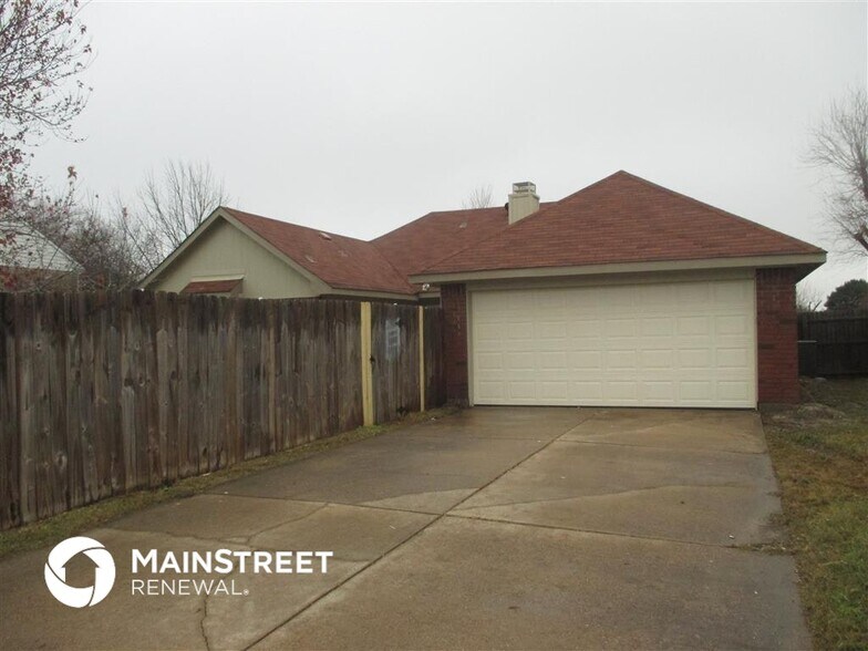 Building Photo - 709 Grand Cayman Way
