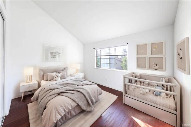 Building Photo - Exceptional 5 bedroom home in Aliso Viejo