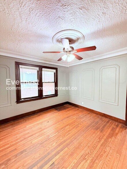 Building Photo - 13523 Santa Rosa Dr