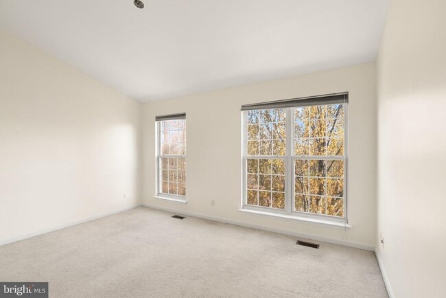 Building Photo - 12739 Fair Crest Ct