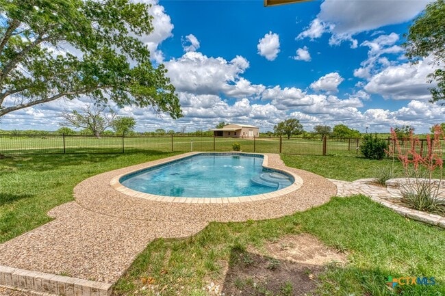 Building Photo - 614 Co Rd 207