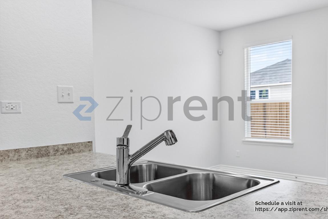 Building Photo - 7715 Canyon Wren Pk