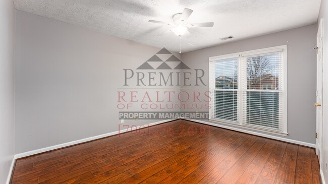 Building Photo - 7039 Stoneybrook Dr