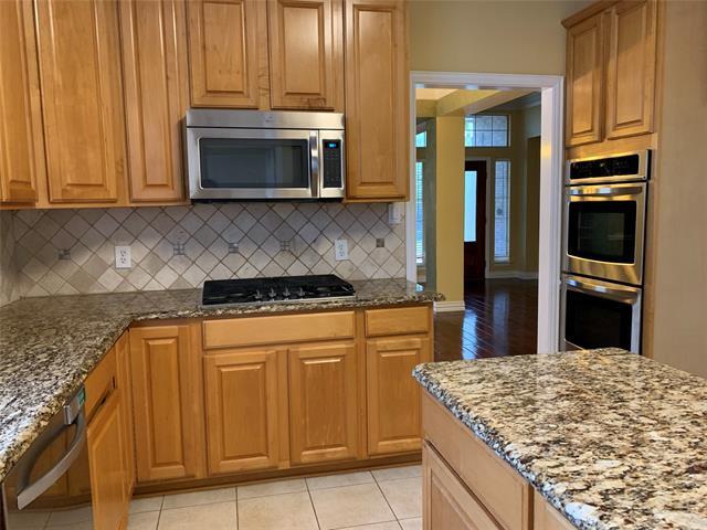 Building Photo - 8825 High Meadows Dr