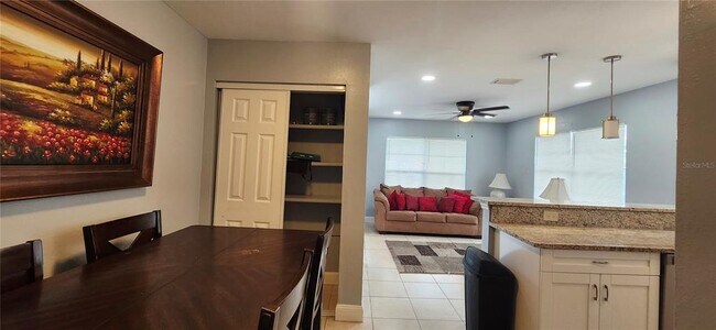 Building Photo - 10706 N 15th St