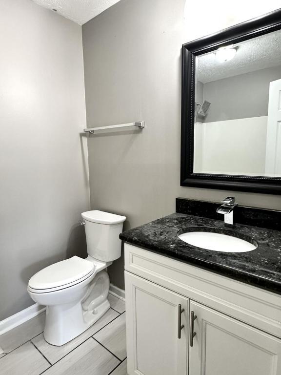 Building Photo - 7908 Matlock Pl