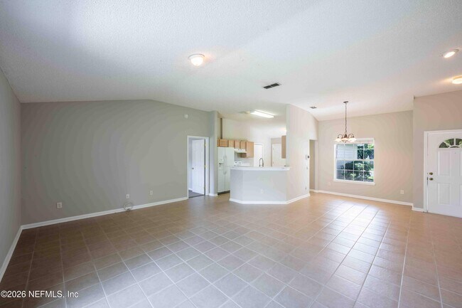 Building Photo - 570 Manship Dr