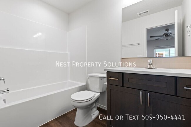 Building Photo - 434 N Washington St