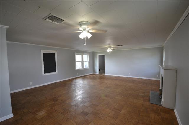 Building Photo - 118 Easy St