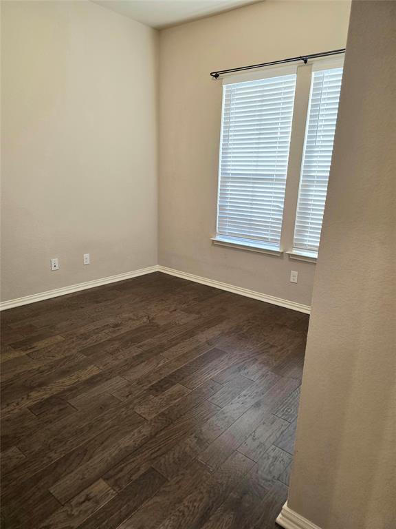 Building Photo - 129 Belford St