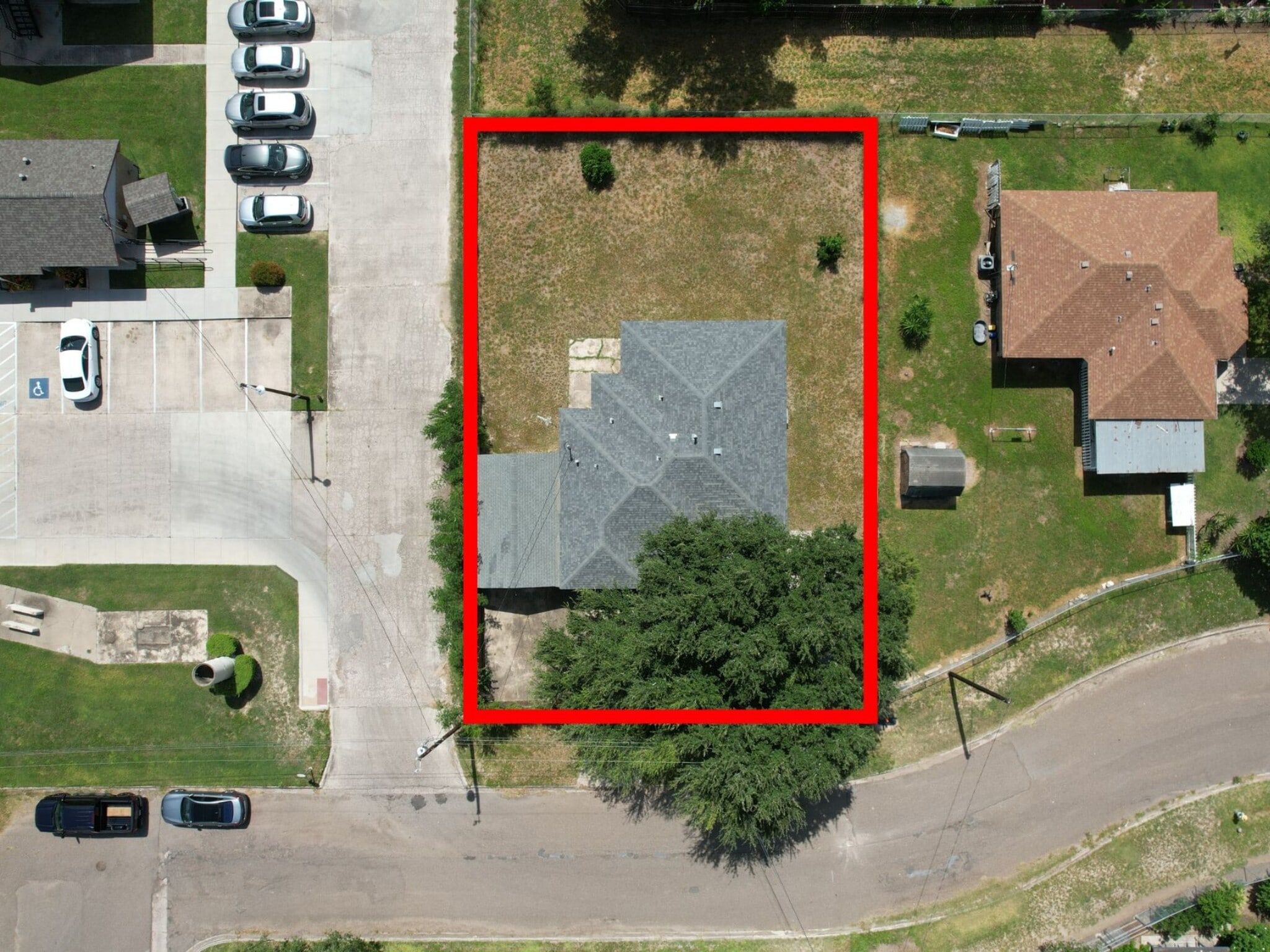 Building Photo - 703 N 7th St