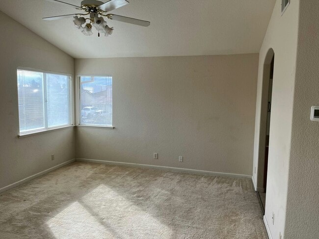 Building Photo - 10191 Gatemont Cir