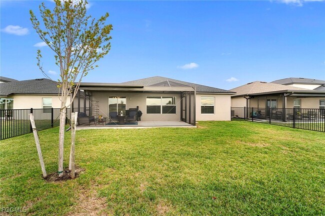 Building Photo - 17741 Paradiso Wy