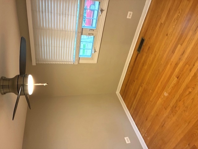 Building Photo - 1708 W Belle Plaine Ave