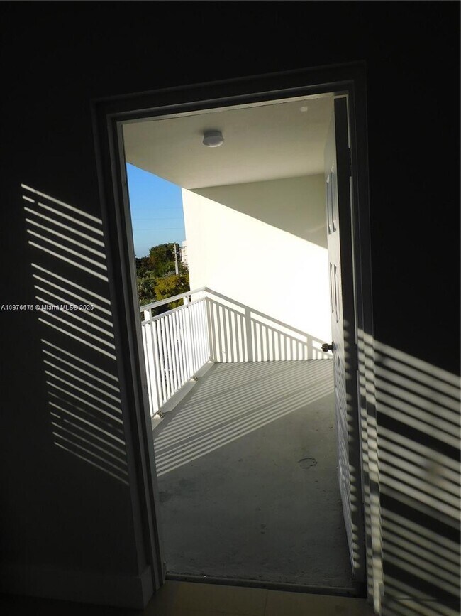 Building Photo - 6930 NW 186th St