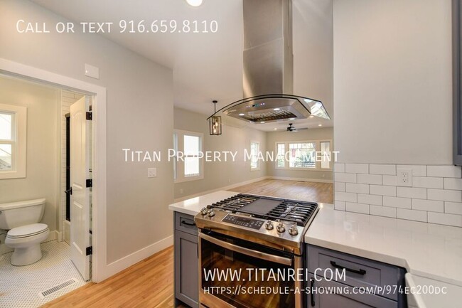 Building Photo - Downtown 1bed/1bath -Managed by Titan Prop...