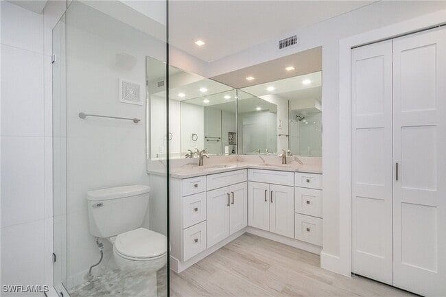 Building Photo - 25870 Hickory Blvd