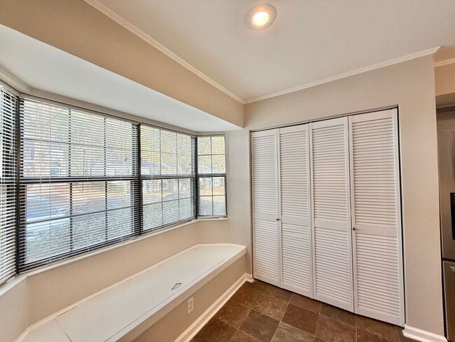 Building Photo - 7704 Falcon Rest Cir