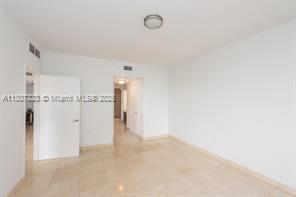 Building Photo - 16275 Collins Ave