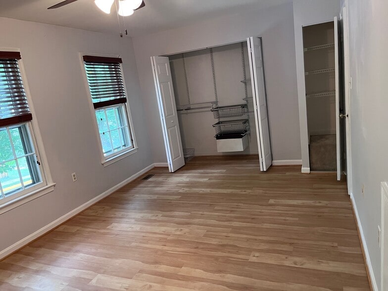 Building Photo - 10345 Latney Rd