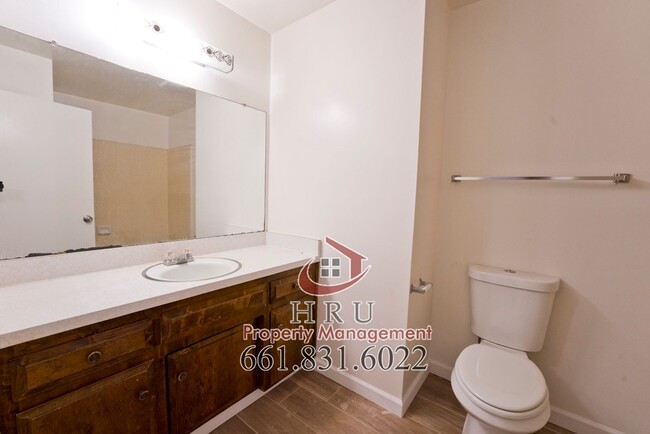 Building Photo - 1308 McDonald Way