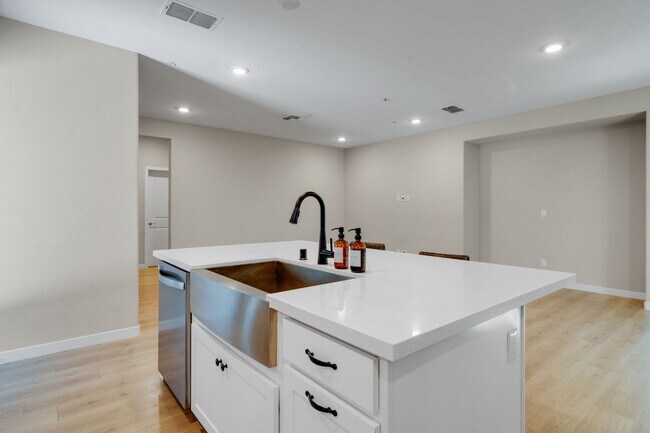 Building Photo - Modern 4BR Sacramento Home with Exclusive Clubhouse!